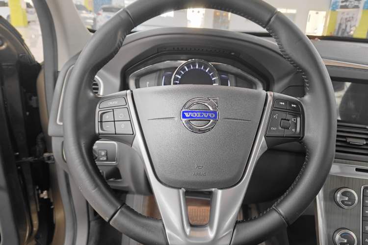 Used Volvo XC60 2016 T5 Smart Version
