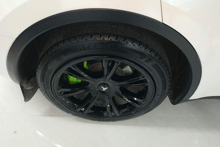 Used Tesla Model Y 2021 Standard Range Rear-Wheel Drive Version
