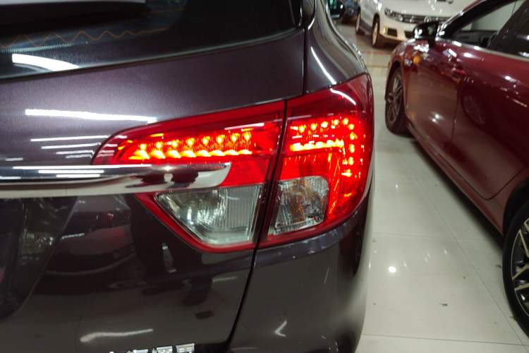 Used Buick Envision 2016 20T Two-Wheel Drive Leading Version