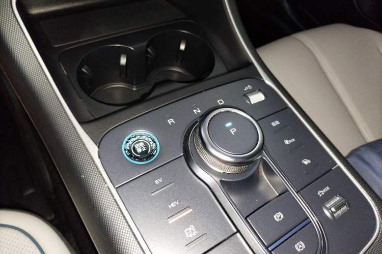 Used BYD Destroyer 05 2024 HONOR Edition DM-i 55KM Luxury Model
