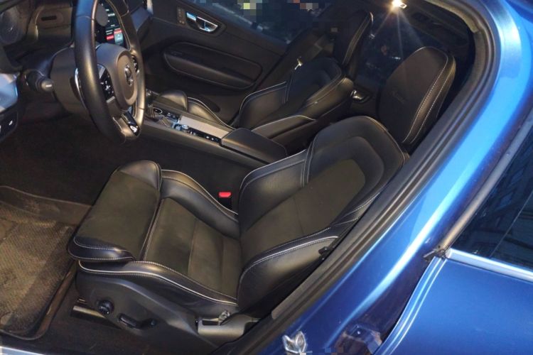 Used Volvo XC60 2019 T5 4x4 Zhiya Sport Edition China VI Standard