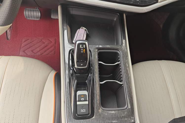 Used Dongfeng Aeolus Yixuan MAX 2023 1.5T Super Cool Trendy Dad Edition
