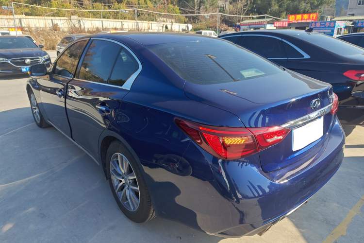 Used Infiniti Q50L 2018 2.0T Comfort Edition China VI Standard
