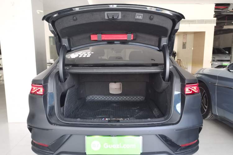 Used BYD Han 2024 EV Glory Edition 605KM Front-Wheel-Drive Premium Model