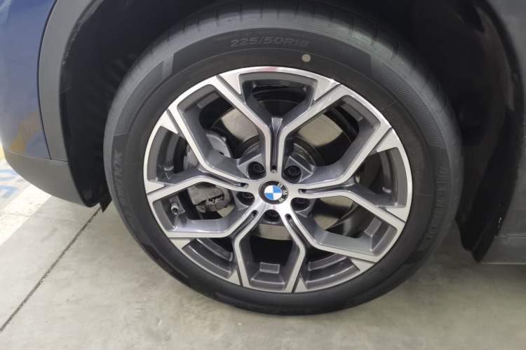 Used BMW X1 2022 sDrive25Li Leading Model
