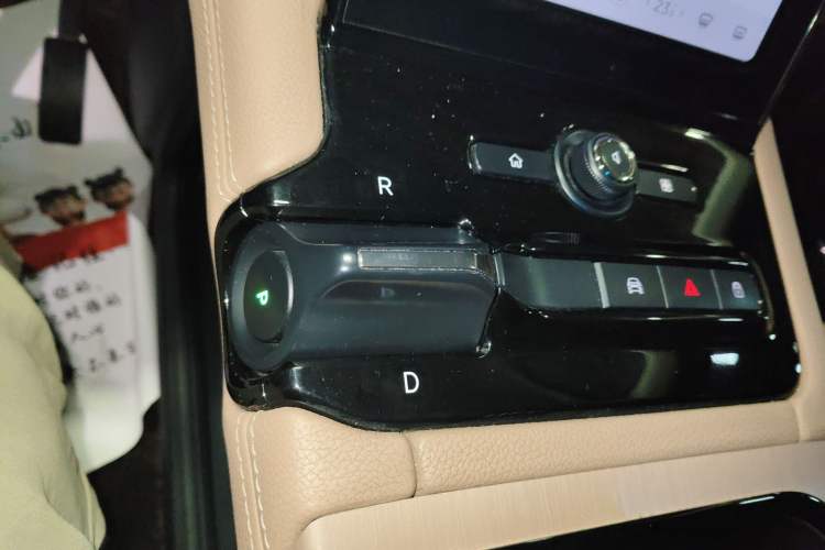 Used Nio ES8 2018 355 km Base Version 7-Seater Edition
