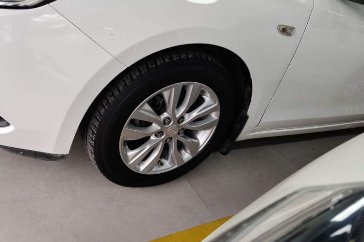 Used Buick GT 2018 15T Dual-Clutch Elite Model China V Standard