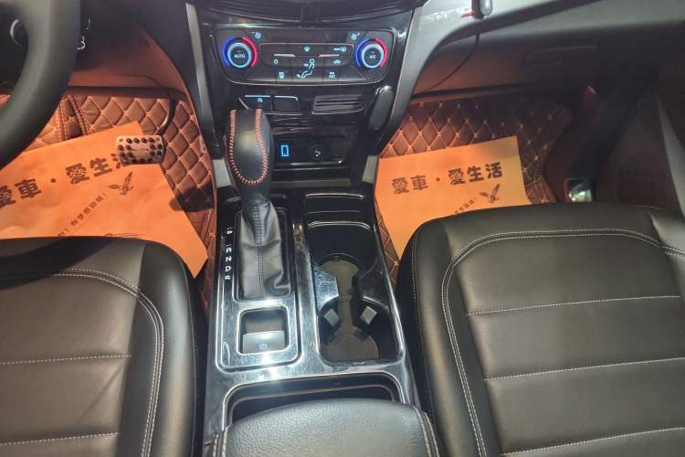 Used Ford Kuga 2018 EcoBoost 180 Two-Wheel-Drive Platinum Edition
