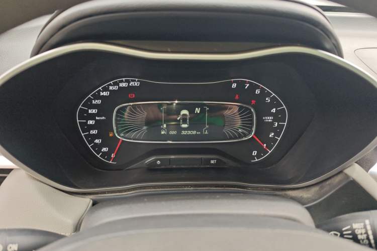 Used Baojun 510 2017 1.5L Automatic Fashion Model