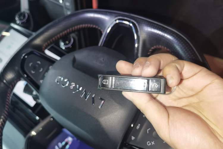 Used Lynk & Co 05 2020 2.0TD Four-Wheel Drive HypeHalo
