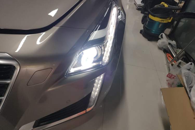 Used Cadillac CTS 2014 28T Leading Model