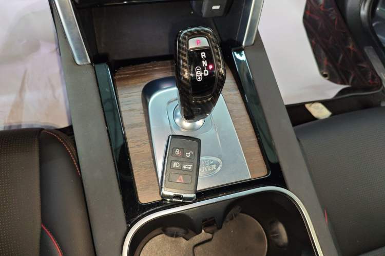 Used Land Rover Discovery Sport 2021 249 PS R-Dynamic S Performance Edition
