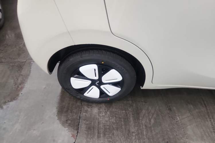 Used Wuling Hongguang MINIEV 2025 Four-Door Version Advanced Edition
