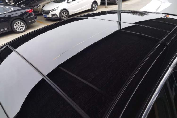 Used Mercedes-Benz E-Class 2023 Facelift E 260 L
