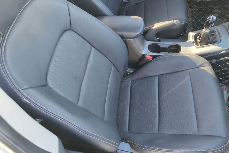 Used Kia K3 2015 1.6L Manual GLS
