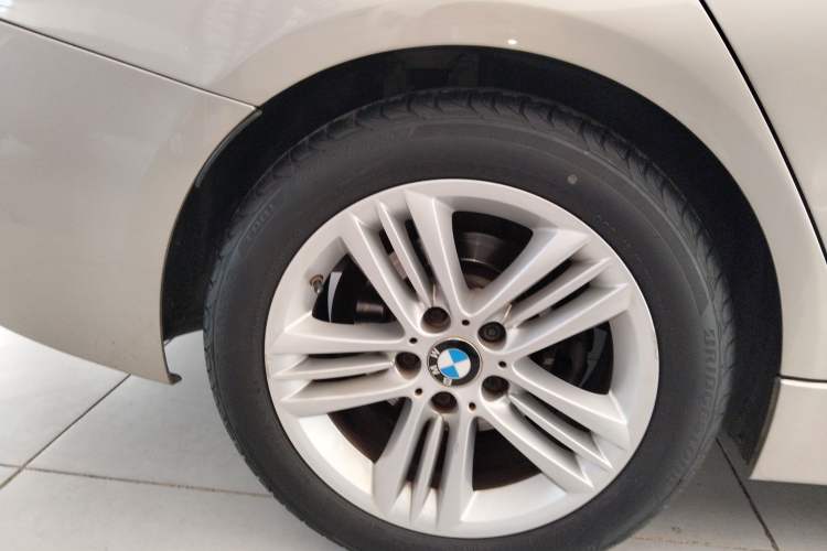 Used BMW 3 Series 2017 320Li Fashion Model
