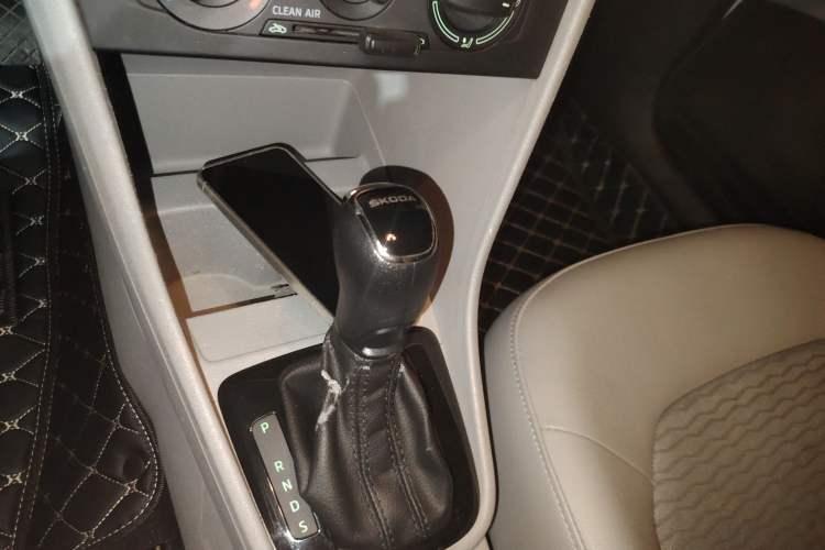 Used Skoda Rapid 2016 1.6L Automatic Chuanxing Edition
