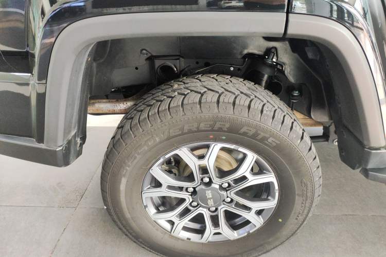 Used Beijing Auto BJ40 2020 2.0T Automatic Four-Wheel Drive Urban Hunter Edition Chivalrous Type
