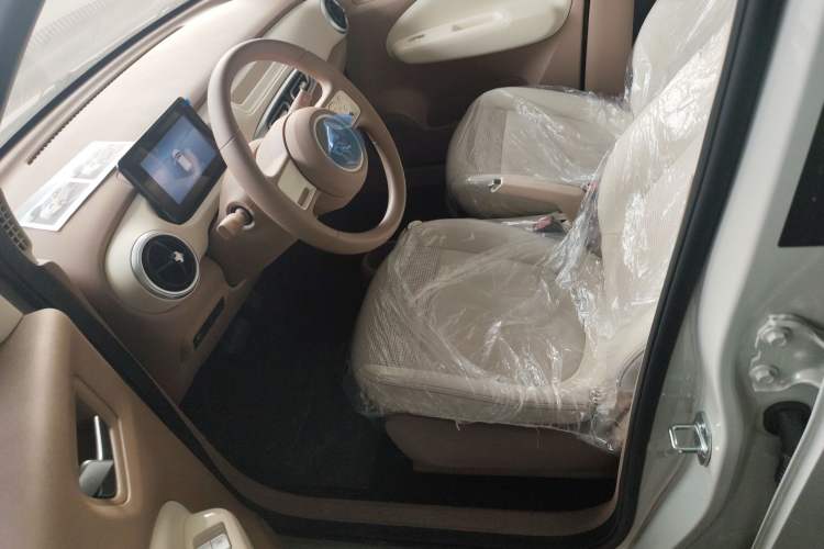 Used Wuling Hongguang MINIEV 2025 Four-Door Version Advanced Edition
