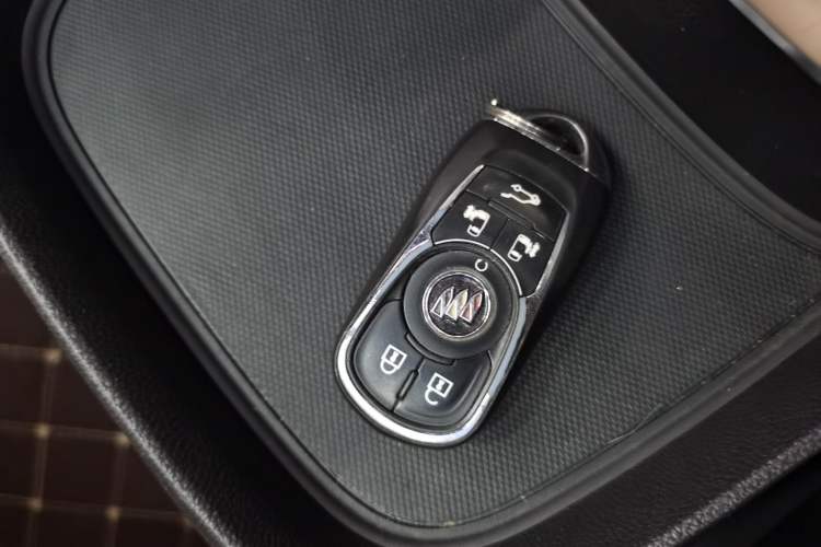 Used Buick GL8 2022 ES Land Cruiser 653T Luxury Model