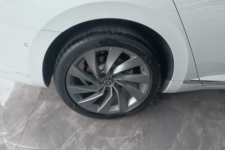 Used Volkswagen FAW-Volkswagen CC 2024 380TSI Striking Edition
