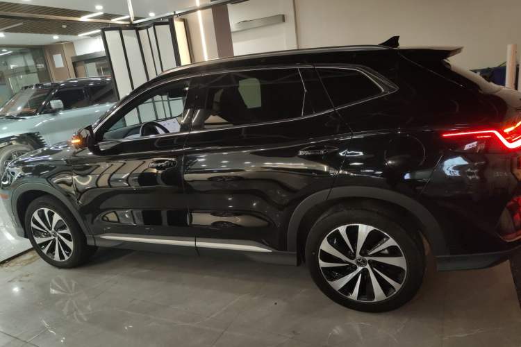 Used BYD Song PLUS New Energy 2023 Champion Edition EV 605KM Flagship PLUS
