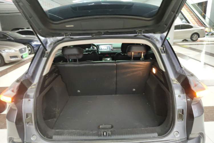 Used NETA U 2023 NETA U-Ⅱ Challenge Edition 400 U Show – Lithium Iron Phosphate