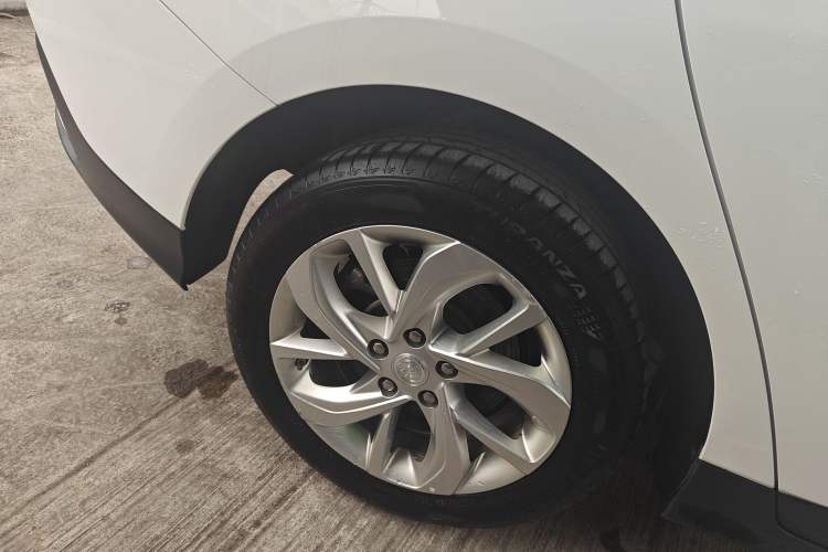 Used Buick Velite 6 2023 430km Range Commuter Version
