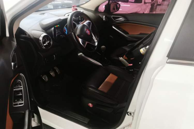 Used BYD Yuan 2016 1.5L Manual Luxury Version
