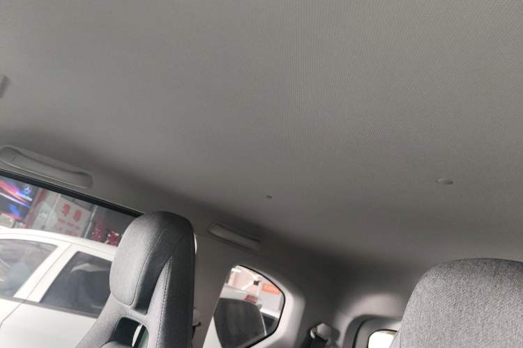 Used Wuling Hongguang MINIEV 2022 Macaron Premium Model – Lithium Iron Phosphate
