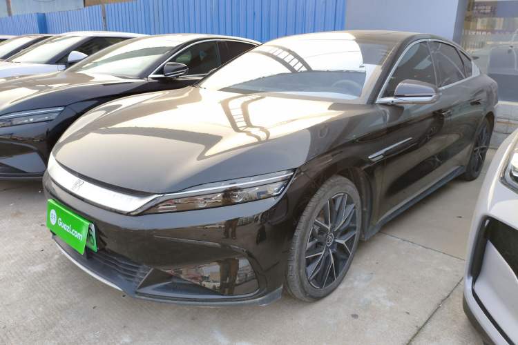 Used BYD Han 2024 EV Glory Edition 610 km All-Wheel Drive "Tian Shen Zhi Jia" Intelligent Driving Model

