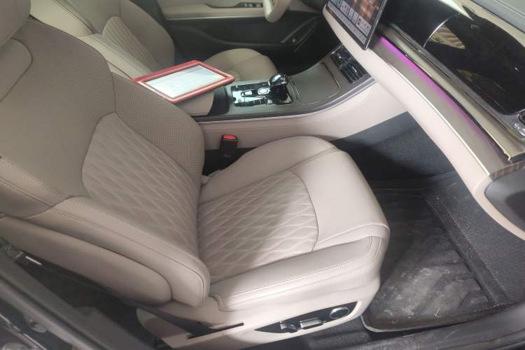 Used BYD Han 2025 EV with 701 km of Laser Radar-Enabled Intelligent Driving
