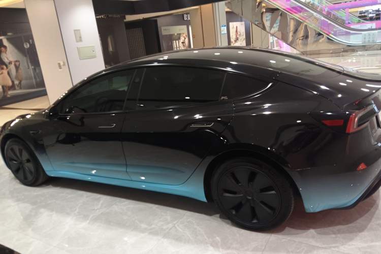 Used Tesla Model 3 2023 Rear-Wheel-Drive Version
