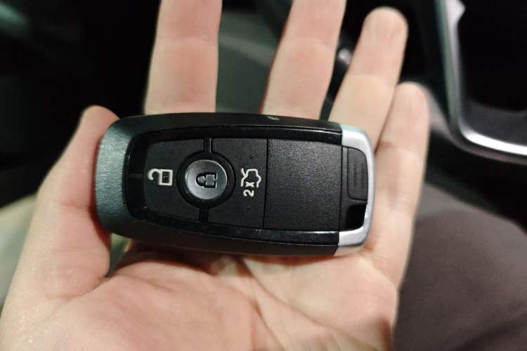 Used Ford Mondeo 2018 EcoBoost 180 Smart Control Fashion Model China VI Standard