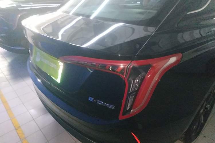 Used Hongqi E-QM5 2021 Charging Version Flagship Edition
