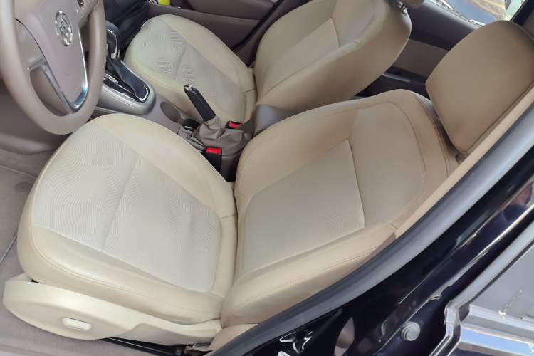 Used Buick GT 2013 GT 1.6L Automatic Fashion Edition
