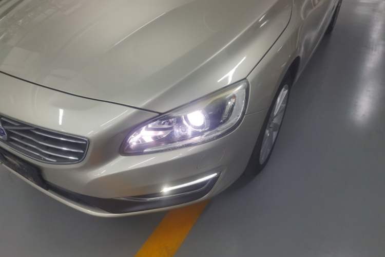 Used Volvo S60 2016 S60L T4 Zhiyuan Edition
