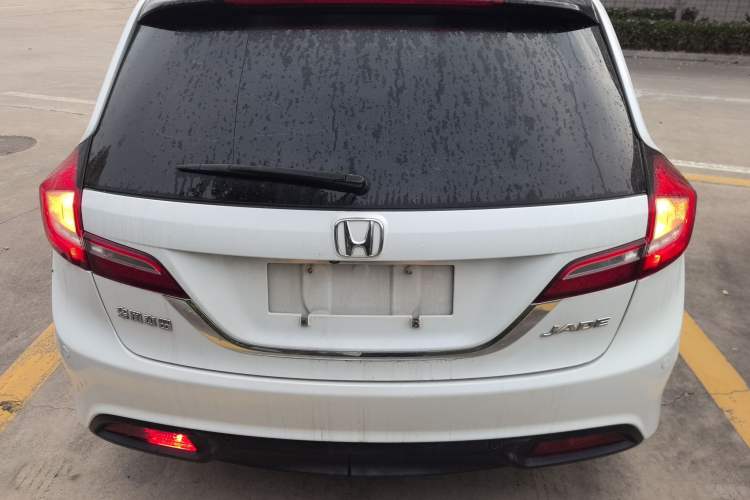 Used Honda Jade 2016 1.8L Automatic Comfort Elite Version 5 Seats
