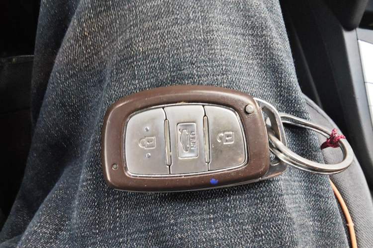 Used Hyundai Elantra 2019 1.5L CVT Smart & Luxurious Trim
