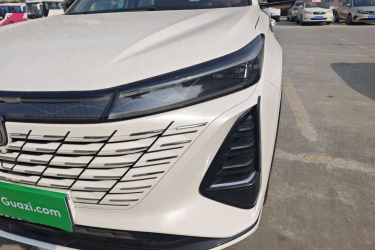 Used Changan CS75 PLUS 2024 3rd Generation Champion Edition 1.5T Intelligent Drive Dynamic Model
