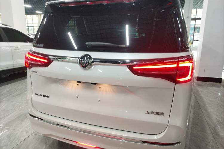 Used Buick GL8 2021 ES Land Cruiser 653T Smart Flagship Model
