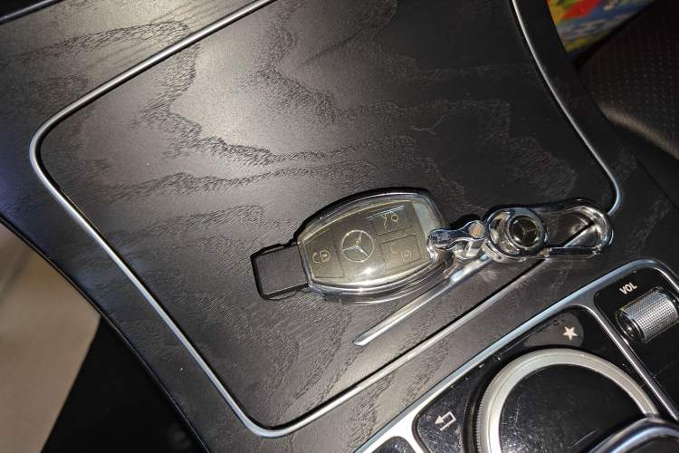 Used Mercedes-Benz C-Class 2017 Facelift C 200 L Sport Edition
