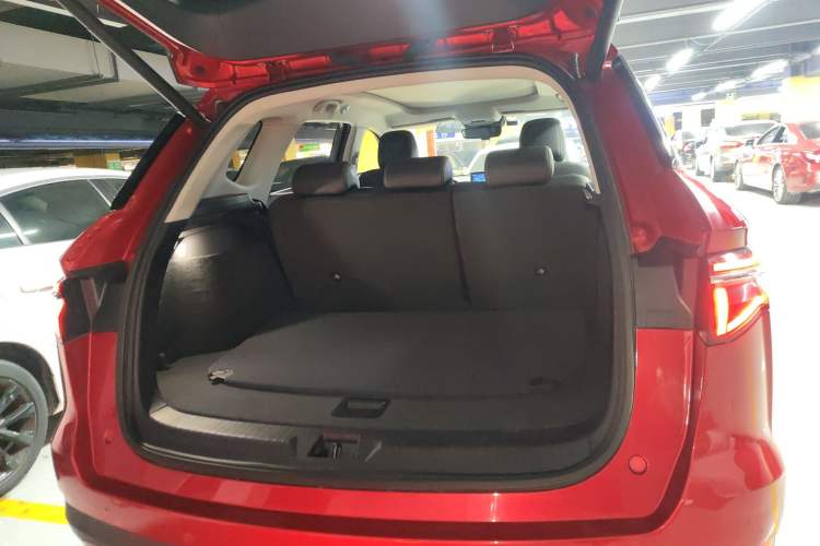 Used BYD Song Pro 2019 1.5T Automatic Prestige Model
