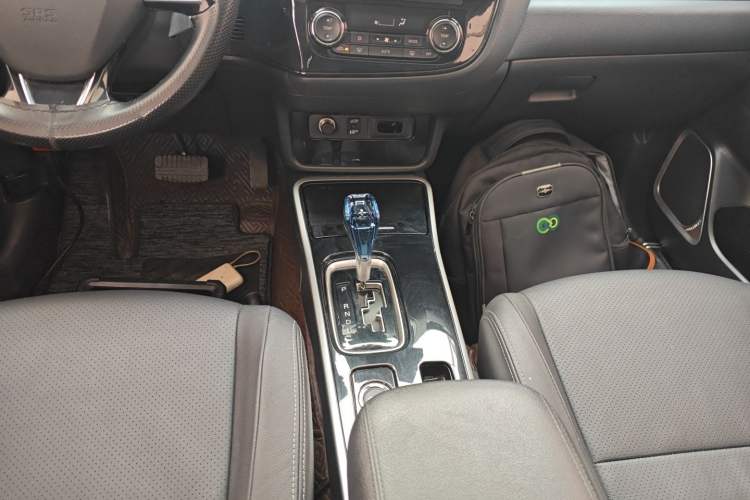 Used Mitsubishi Outlander 2018 2.4L 4x4 Elite Edition 5 Seats