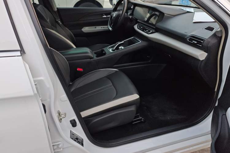 Used Dongfeng Aeolus E70 2021 500 Ultra-Comfort Edition