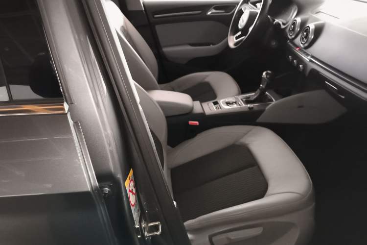 Used Audi A3 2018 30th Anniversary Edition Limousine 35 TFSI Fashion Model
