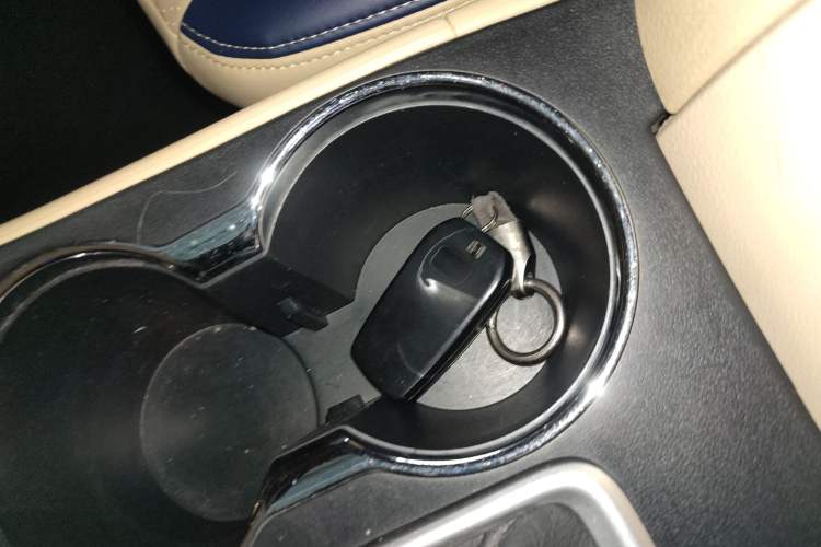 Used Toyota Highlander 2021 2.0T Two-Wheel Drive Elite Edition 5 Seats