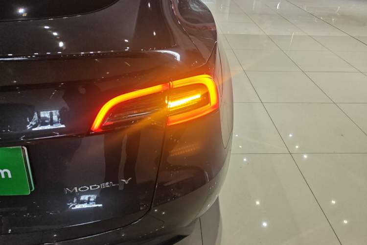 Used Tesla Model Y 2024 Rear-Wheel-Drive Version