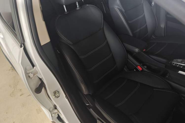 Used BYD Yuan New Energy 2019 EV535 Smart Connect Trendsetting Model