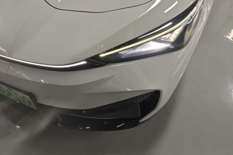 Used Volkswagen ID.UNYX 2024 Pro Long-Range Version